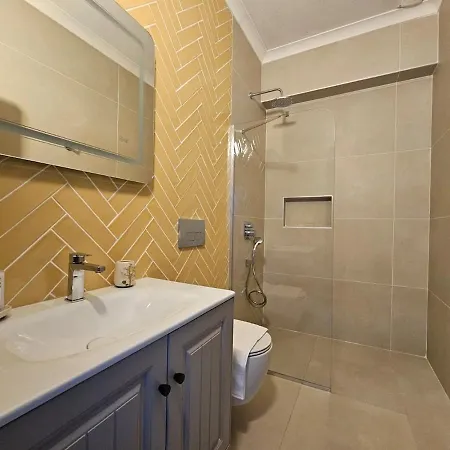 Villa Private Pool With Jacuzzi & Garden *