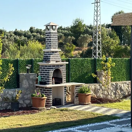 Villa Private Pool With Jacuzzi & Garden Girdev